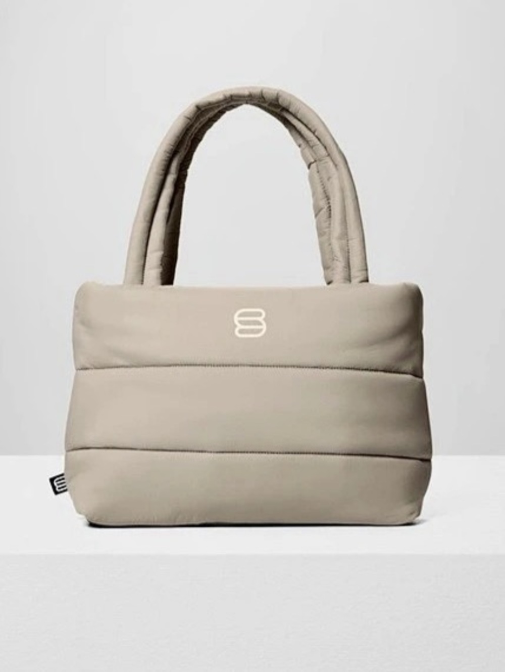 Aritzia The Super Puff tote